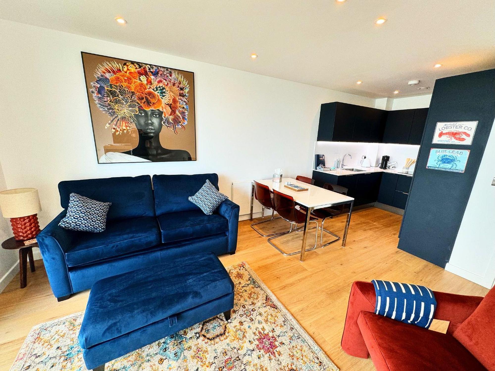 Stunning Beach Front Apartment With Sea Views, Free Parking & Balcony Ramsgate Exterior photo