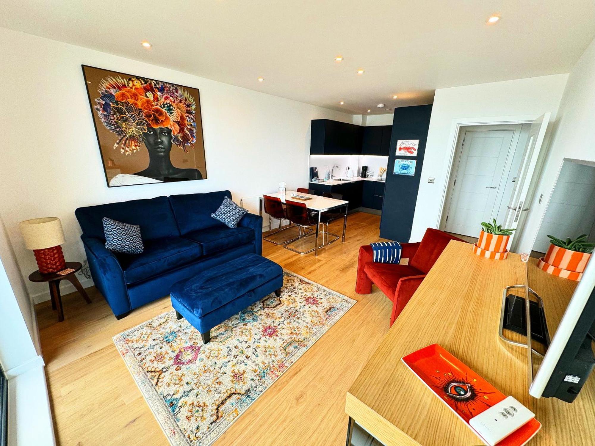 Stunning Beach Front Apartment With Sea Views, Free Parking & Balcony Ramsgate Exterior photo